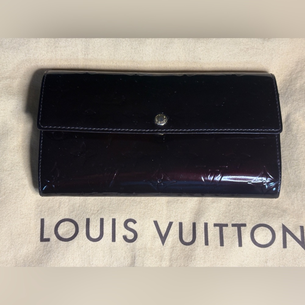 Louis Vuitton Venris Sarah long Burgundy wallet